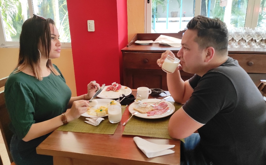 Desayuno Restaurante Las Delicias en Hotel Tunas Cuba Desayuno Restaurante Las Delicias en Hotel Tunas Cuba